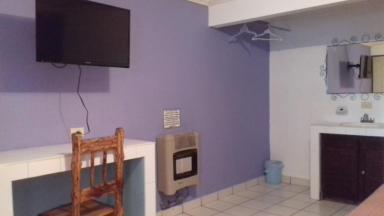 Hotel Sierra Azul ครีล ภายนอก รูปภาพ