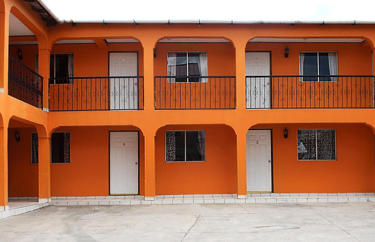 Hotel Sierra Azul ครีล ภายนอก รูปภาพ
