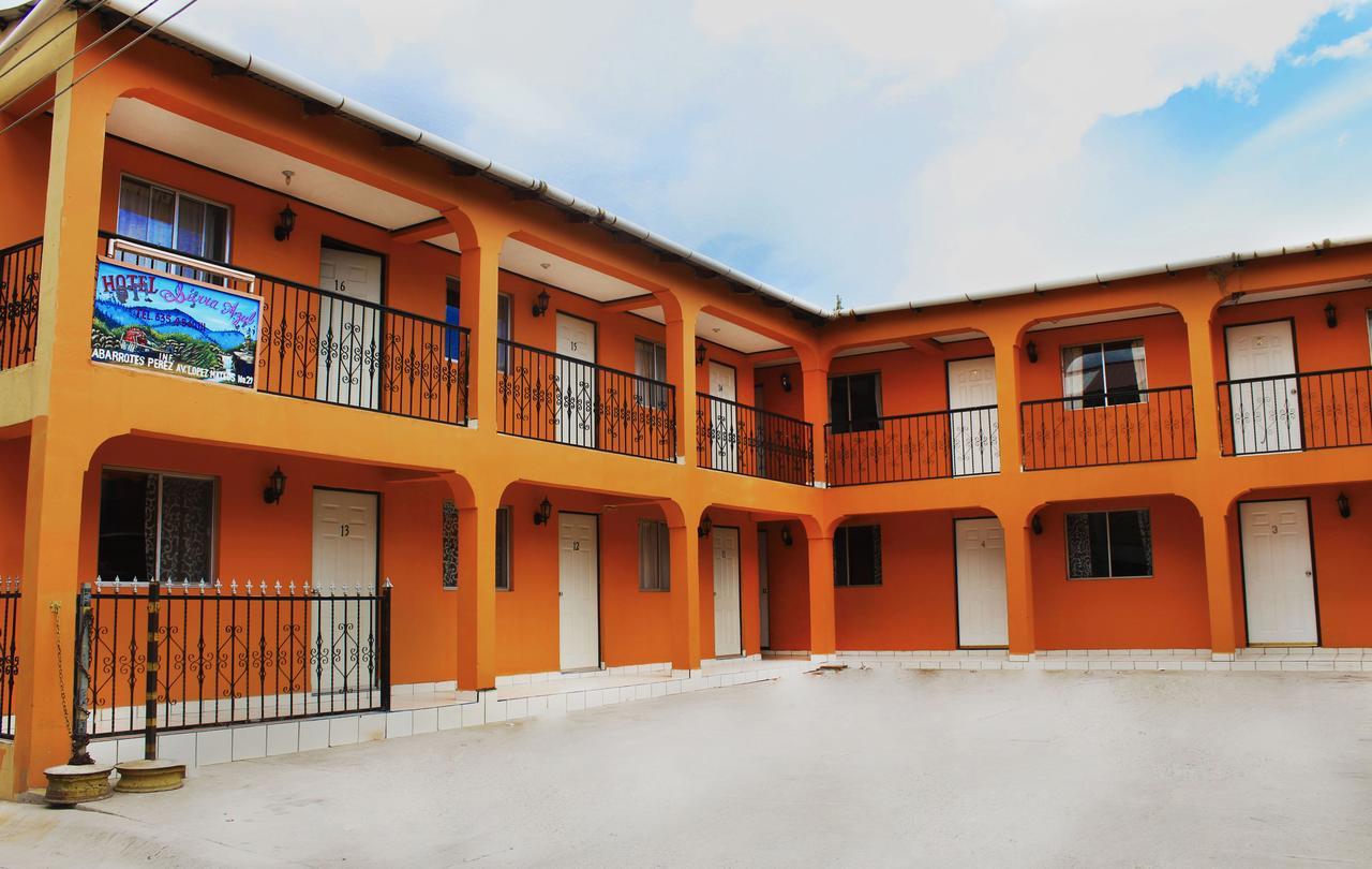 Hotel Sierra Azul ครีล ภายนอก รูปภาพ